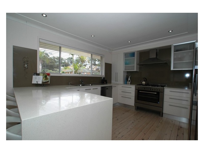 28 Henzel Rd, Green Point NSW 2251