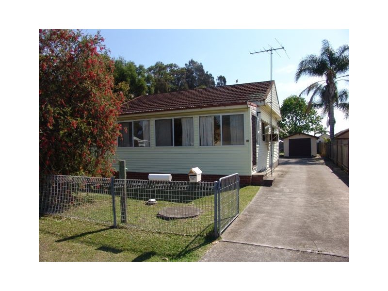 18 Mirreen Ave, Davistown NSW 2251