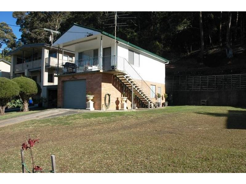 83 Broadwater Drv, Saratoga NSW 2251