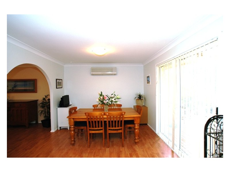 24 Broadwater Drv, Saratoga NSW 2251