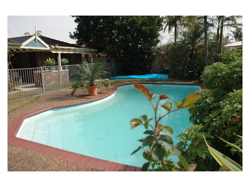 19 Irwan St, Saratoga NSW 2251