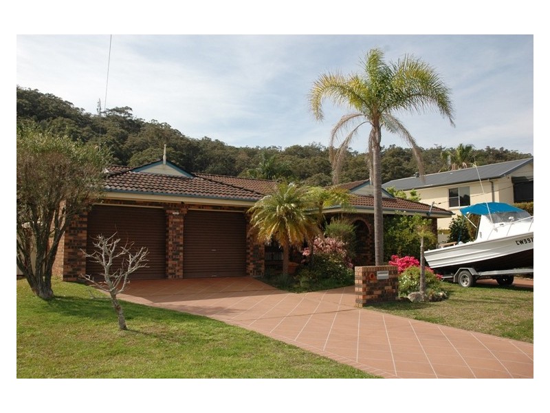 19 Irwan St, Saratoga NSW 2251