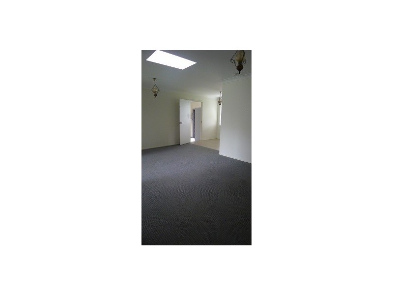 165 Henderson Rd, Saratoga NSW 2251