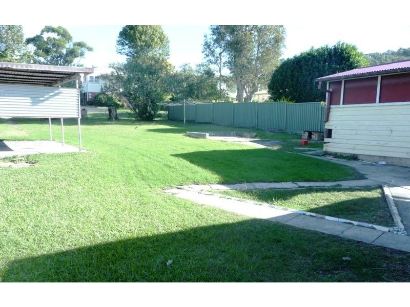 16 Steyne Rd, Saratoga NSW 2251