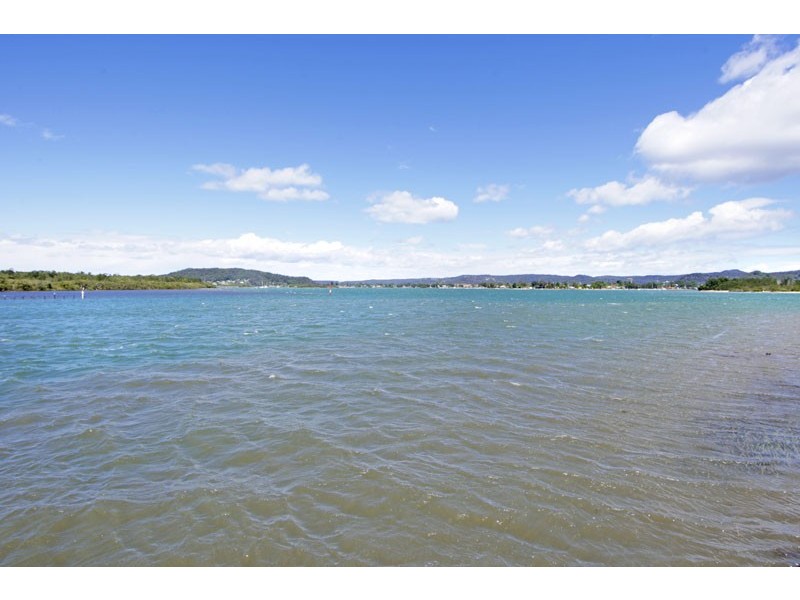 16 Steyne Rd, Saratoga NSW 2251