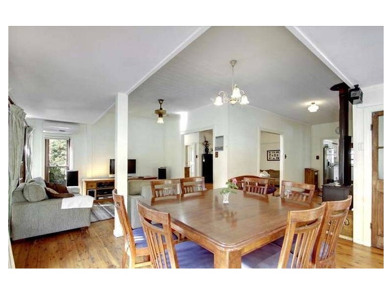 40 Broadwater Dr, Saratoga NSW 2251