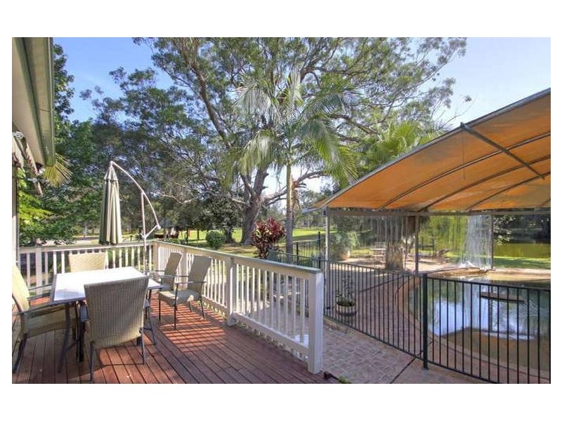 40 Broadwater Dr, Saratoga NSW 2251