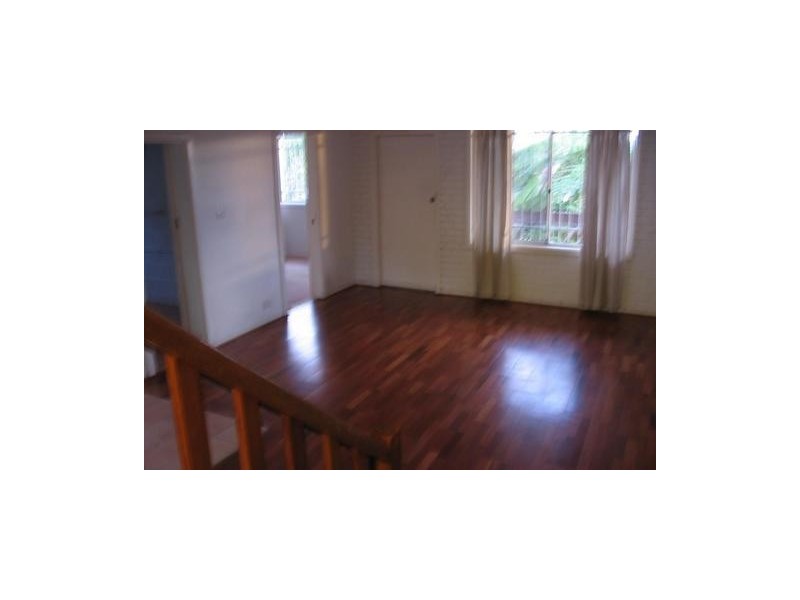 36 Joan St, Forresters Beach NSW 2260