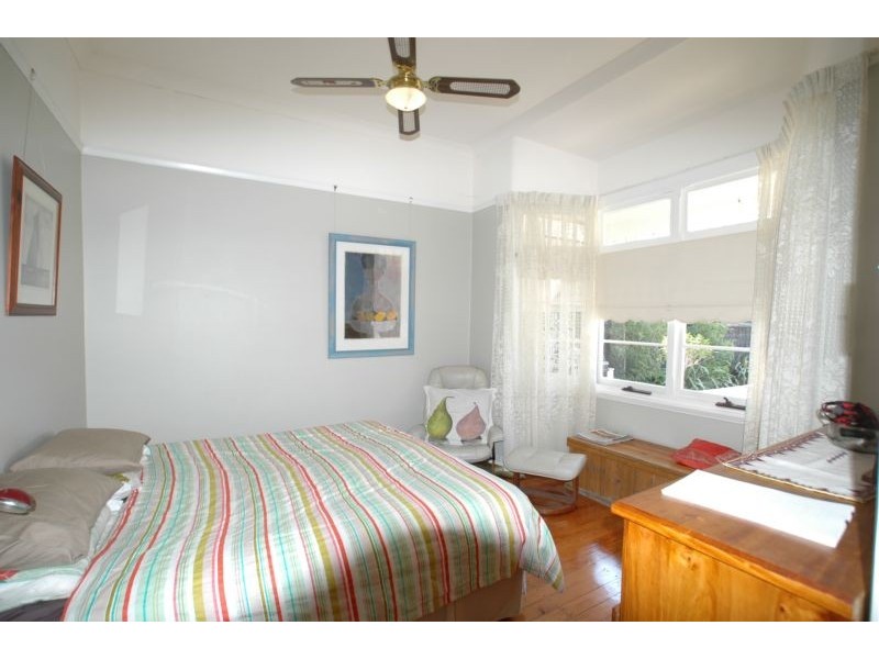 49 VILLAGE RD, Saratoga NSW 2251