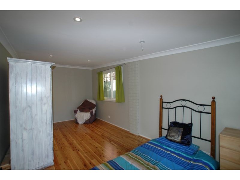 49 VILLAGE RD, Saratoga NSW 2251