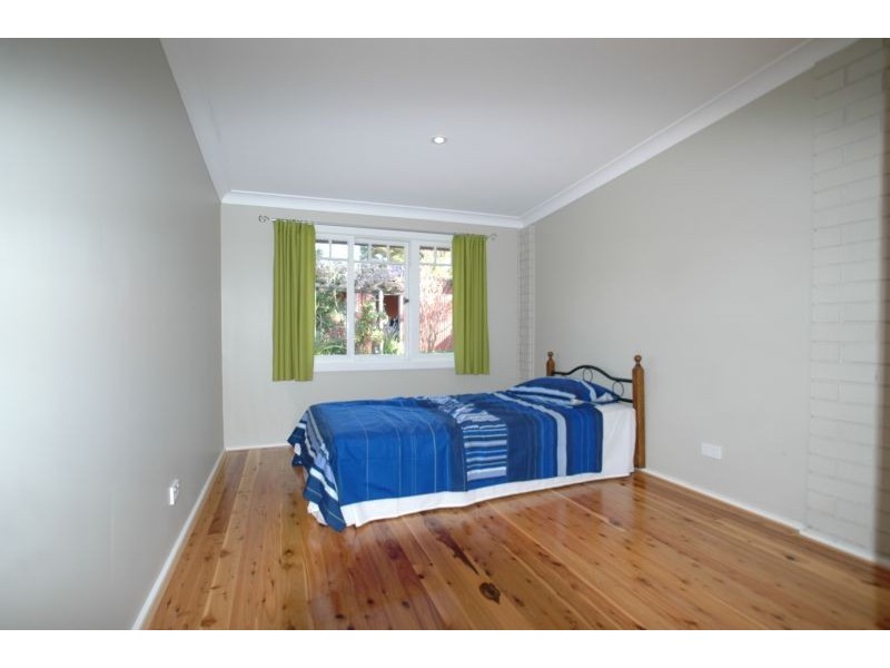 49 VILLAGE RD, Saratoga NSW 2251