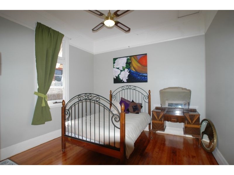 49 VILLAGE RD, Saratoga NSW 2251