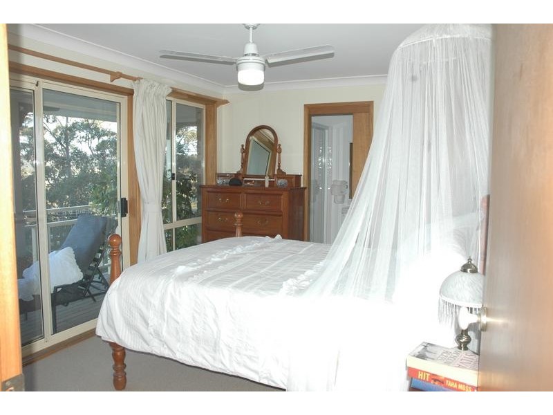 65 Broadwater Dr, Saratoga NSW 2251