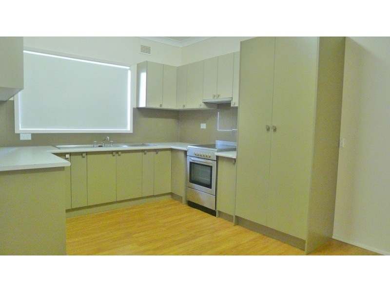 8 Steyne Rd, Saratoga NSW 2251