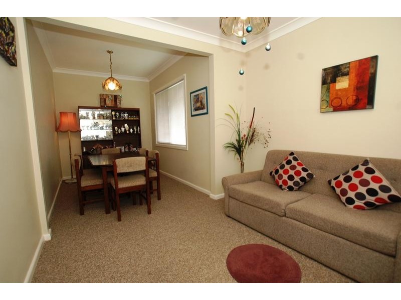 36 Mimosa Ave, Saratoga NSW 2251