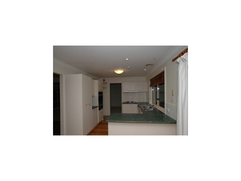 36 Stratford Park Dr, Terrigal NSW 2260