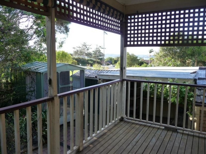 4 Martin Cres, Saratoga NSW 2251