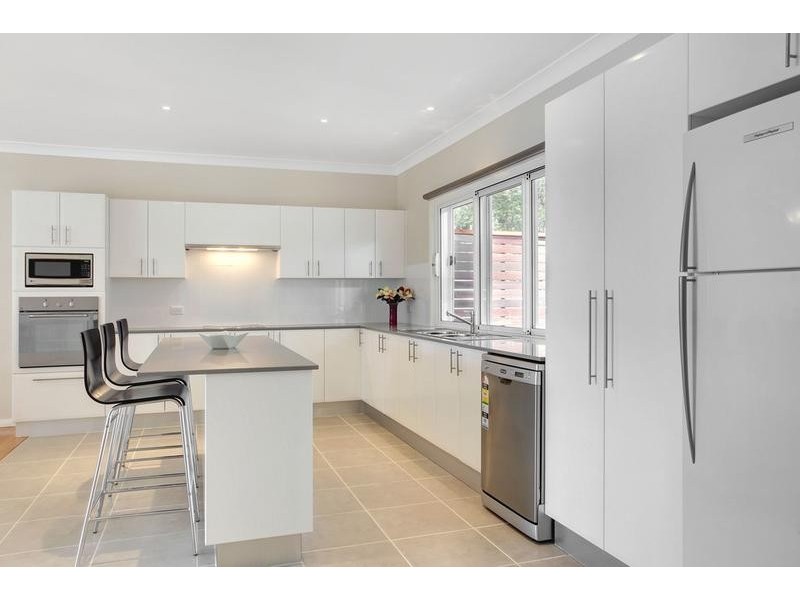 99 Broadwater Dr, Saratoga NSW 2251