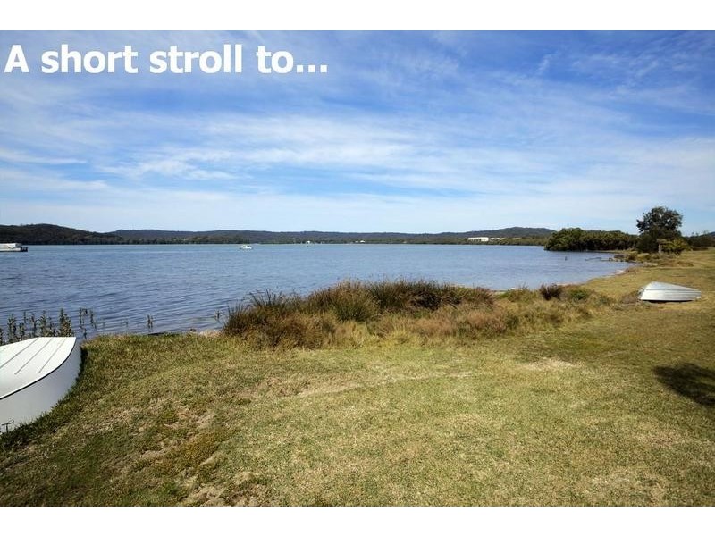 99 Broadwater Dr, Saratoga NSW 2251