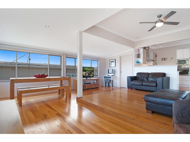 42 Mimosa Ave, Saratoga NSW 2251