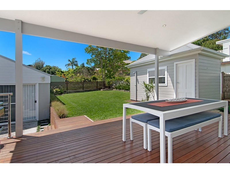 42 Mimosa Ave, Saratoga NSW 2251