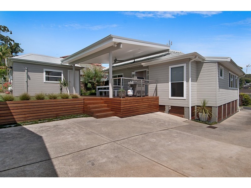 42 Mimosa Ave, Saratoga NSW 2251