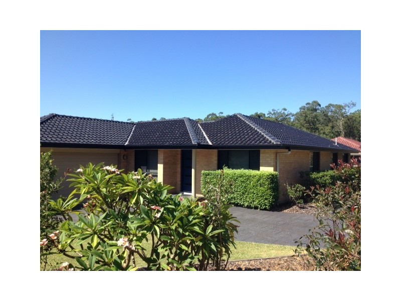 20 Meredith Pl, Green Point NSW 2251