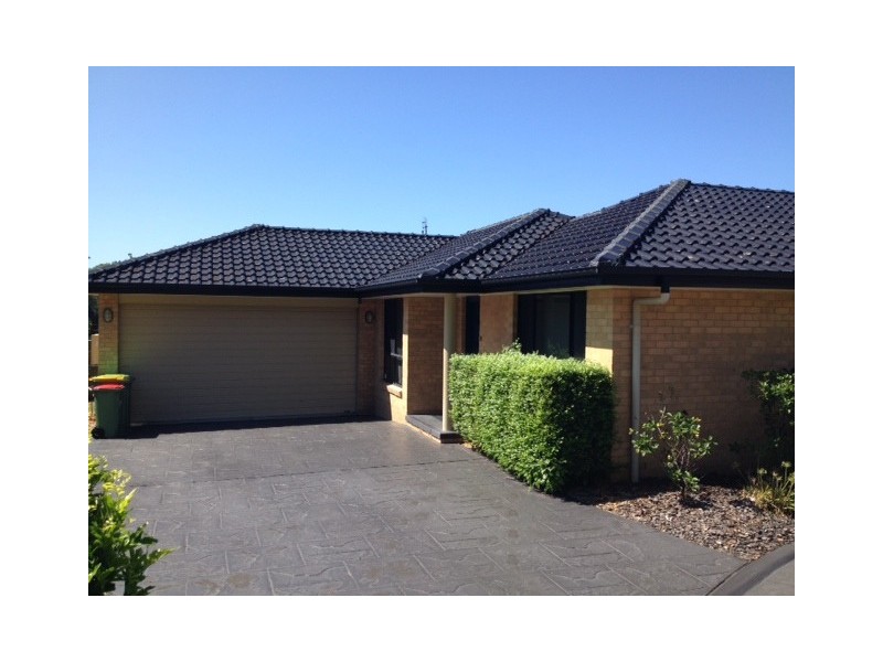 20 Meredith Pl, Green Point NSW 2251