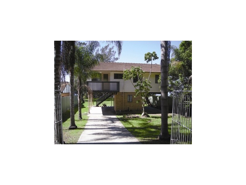 138 Broadwater Dr, Saratoga NSW 2251