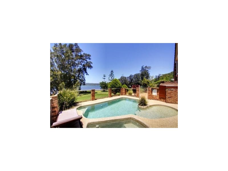148 Broadwater Dr, Saratoga NSW 2251