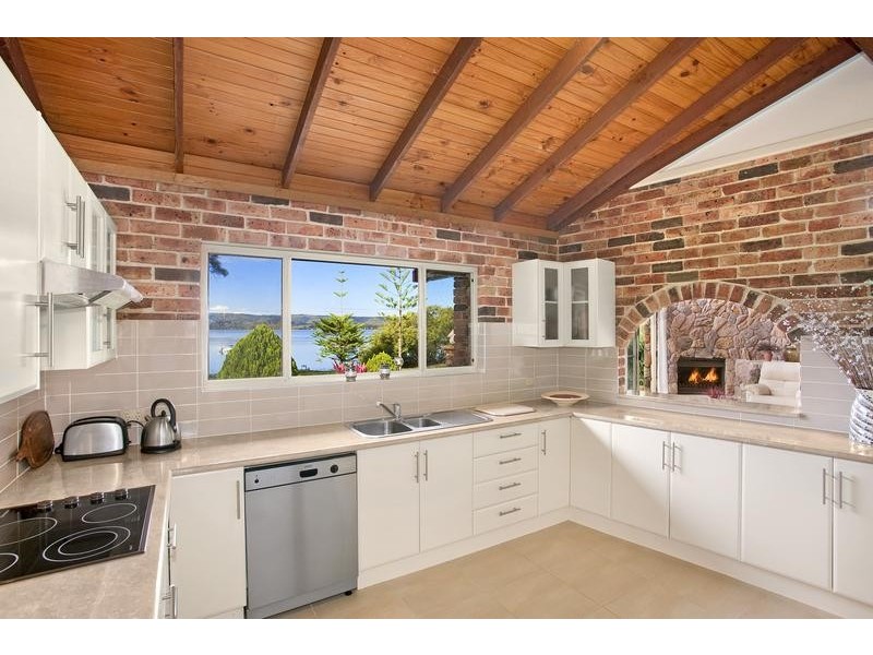 148 Broadwater Dr, Saratoga NSW 2251