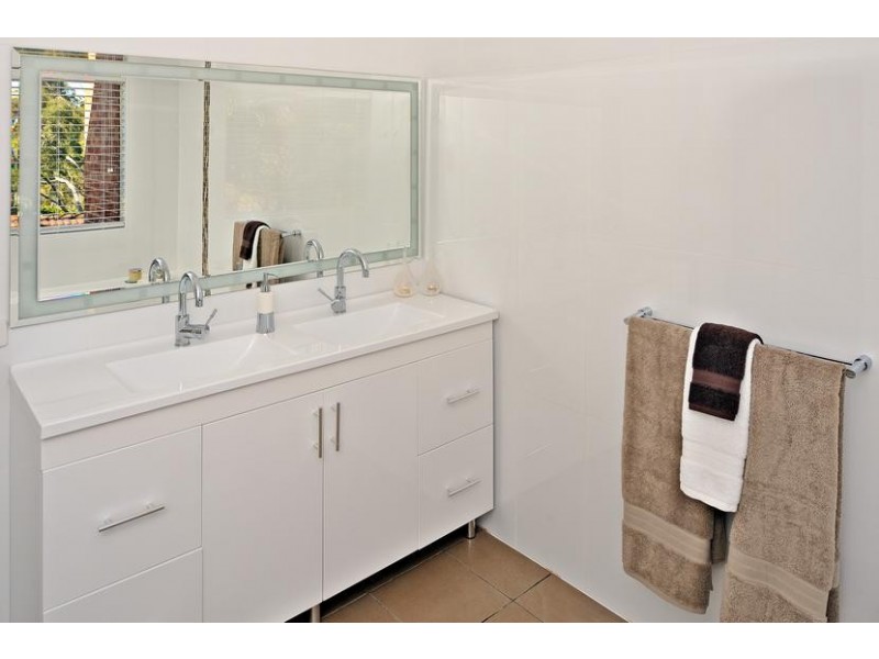 1a Benjamin Close, Saratoga NSW 2251