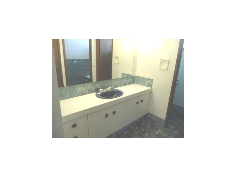 2 Fernview Avenue, Saratoga NSW 2251