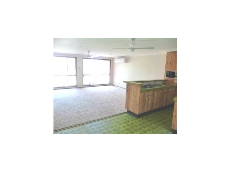 2 Fernview Avenue, Saratoga NSW 2251