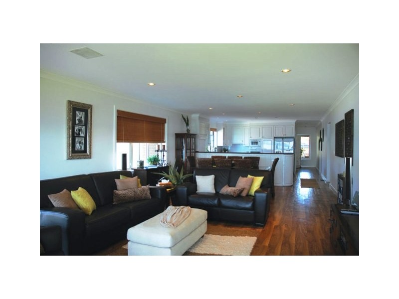 1/7 Steyne Rd, Saratoga NSW 2251