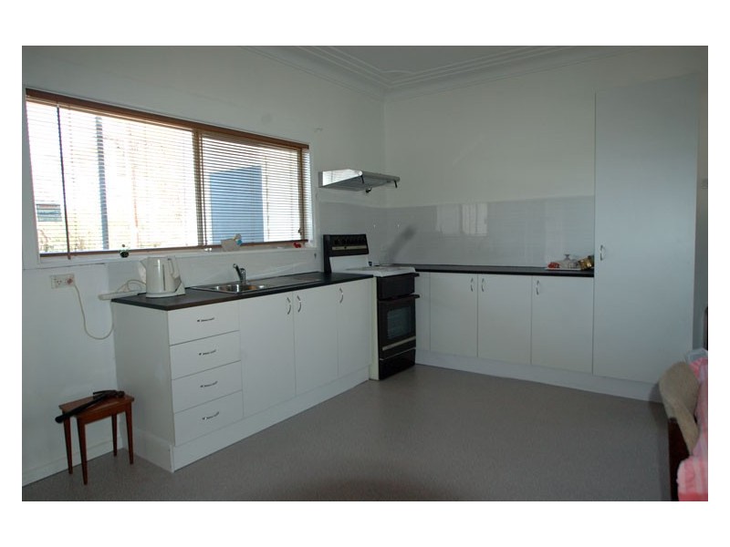 190 Henderson, Saratoga NSW 2251