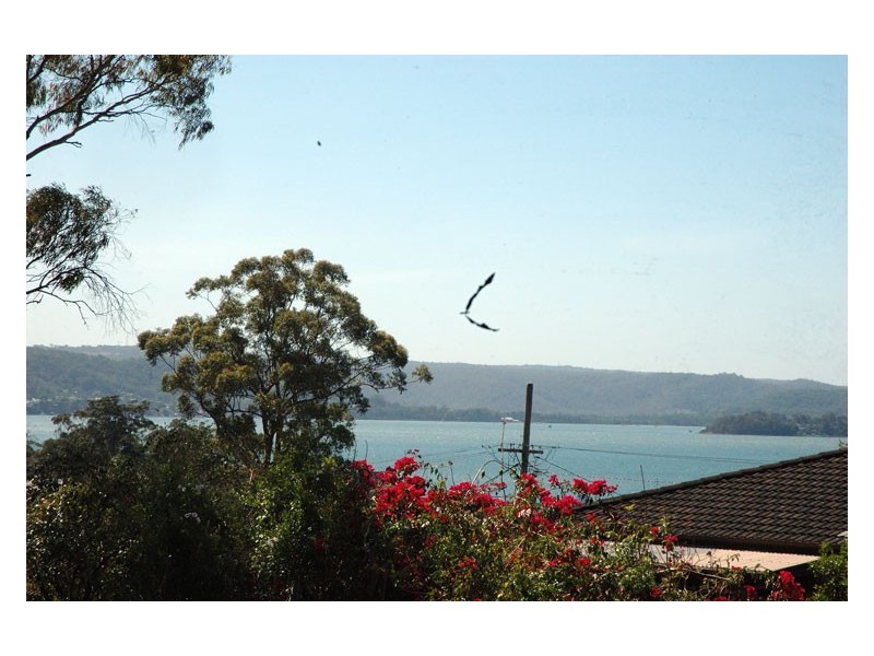 190 Henderson, Saratoga NSW 2251