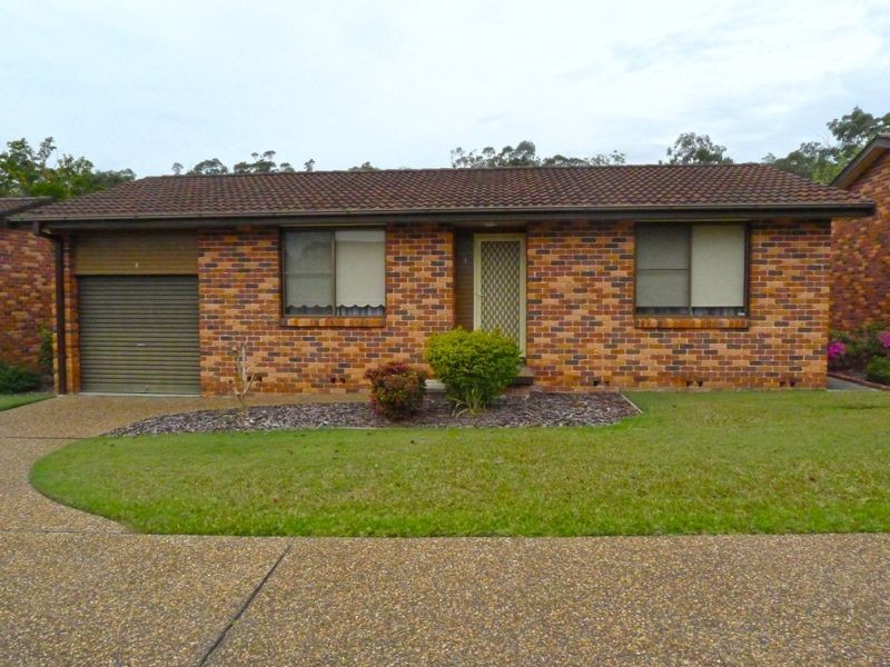 4/70 Koolang Road, Green Point NSW 2251