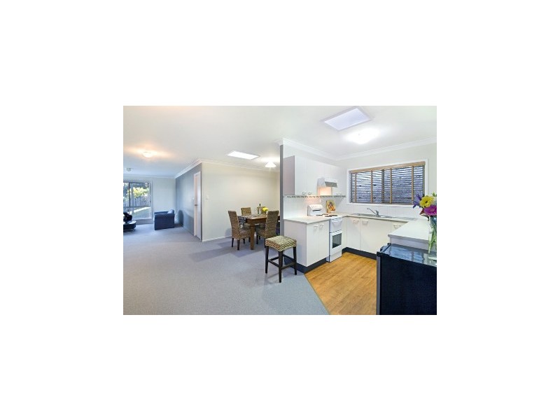 96 Henderson Rd, Saratoga NSW 2251