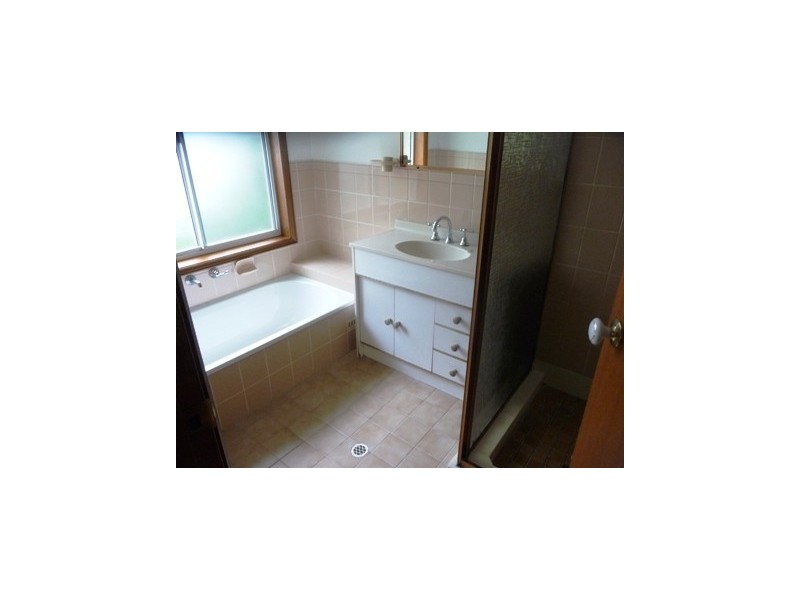 2/147 Davistown Rd, Saratoga NSW 2251