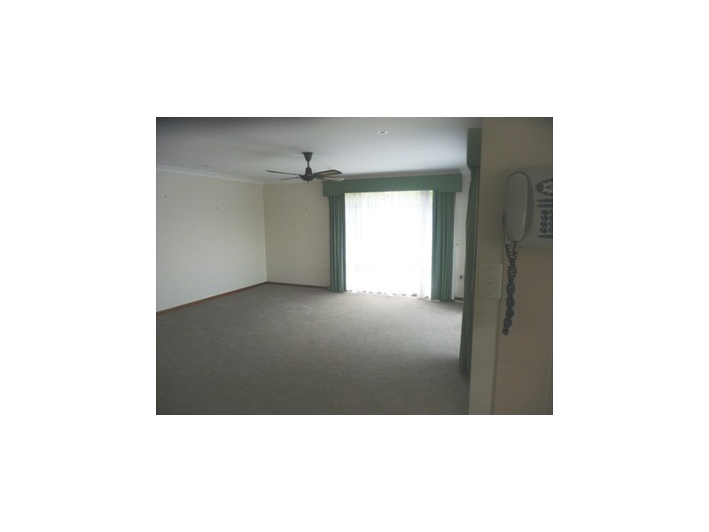 2/147 Davistown Rd, Saratoga NSW 2251