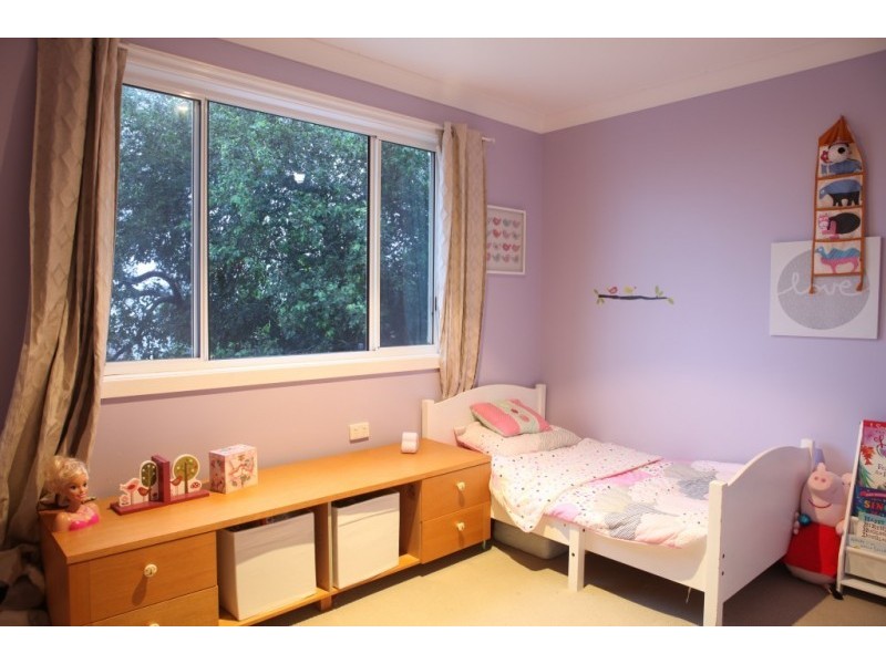 73 Broadwater Dr, Saratoga NSW 2251