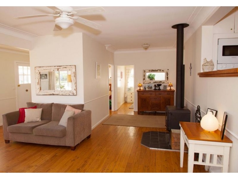 210 Steyne Rd, Saratoga NSW 2251