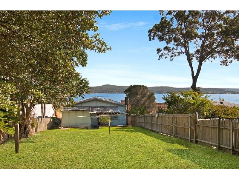 136 Steyne Rd, Saratoga NSW 2251
