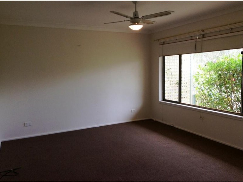 10 Mirreen Ave, Davistown NSW 2251