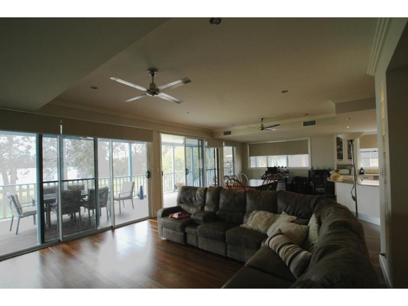 54 Kincumber Cr, Davistown NSW 2251