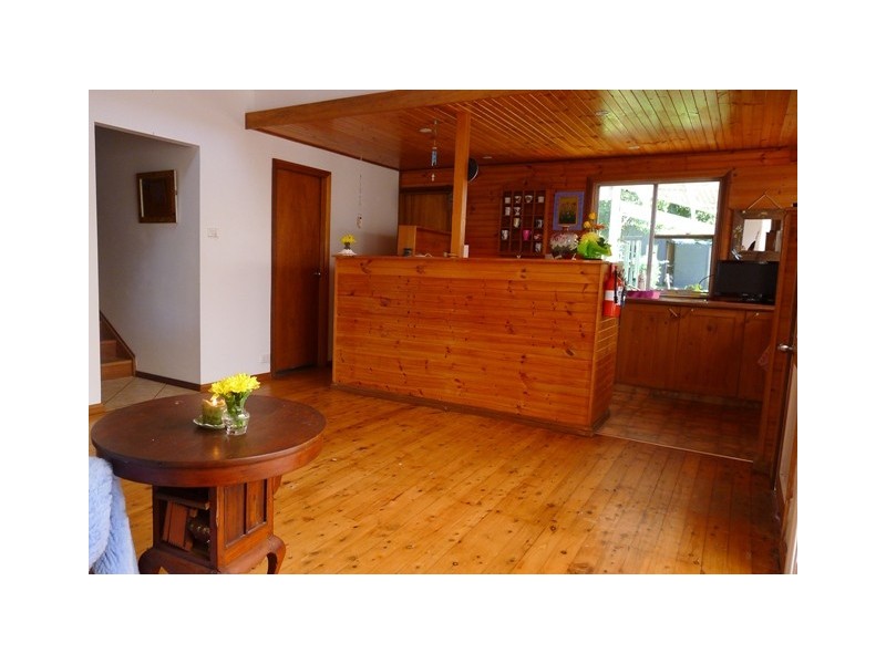 72 Henderson Rd, Saratoga NSW 2251