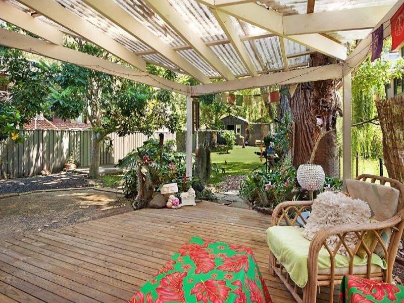 72 Henderson Rd, Saratoga NSW 2251