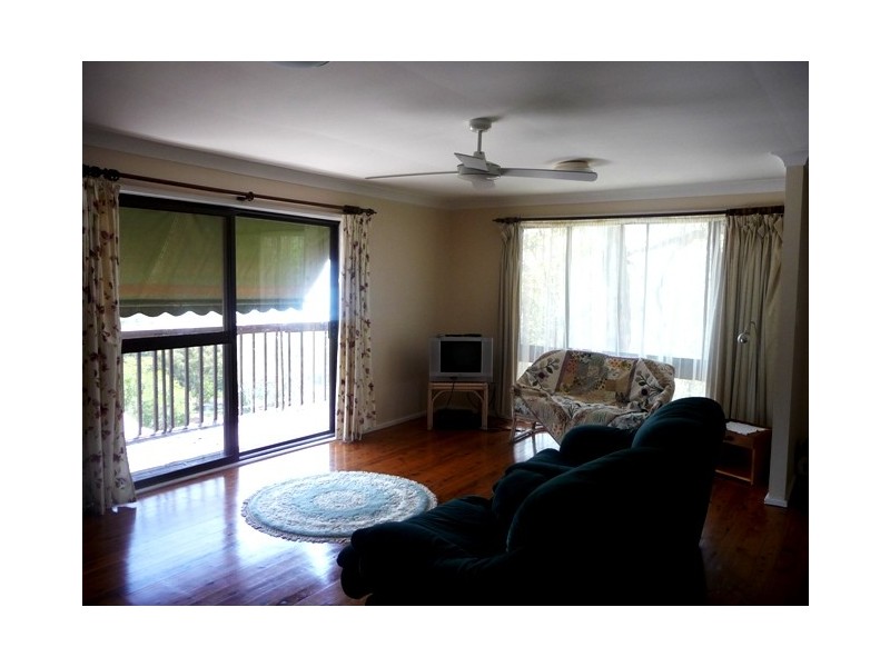 28 Llewellyn st, Saratoga NSW 2251