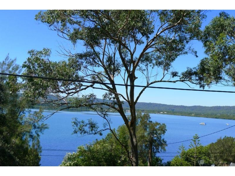 141 Broadwater Dr, Saratoga NSW 2251